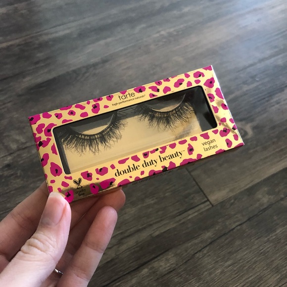 NEW Tarte Vegan Eyelashes - Picture 1 of 1